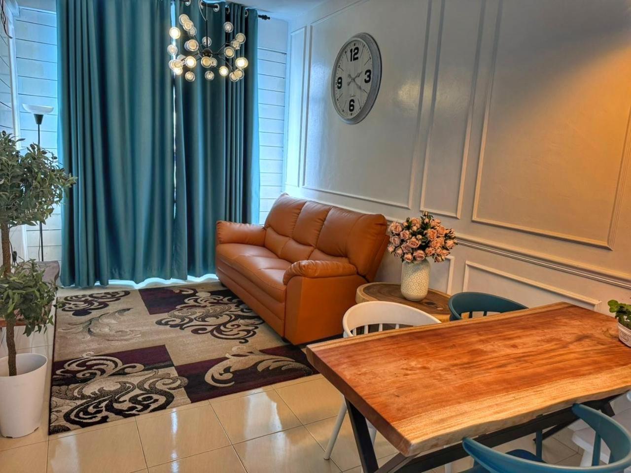 קוטה בארו Driff Homestay 3Bedroom With Aircond 50M To Night Market Wakaf Che Yeh מראה חיצוני תמונה